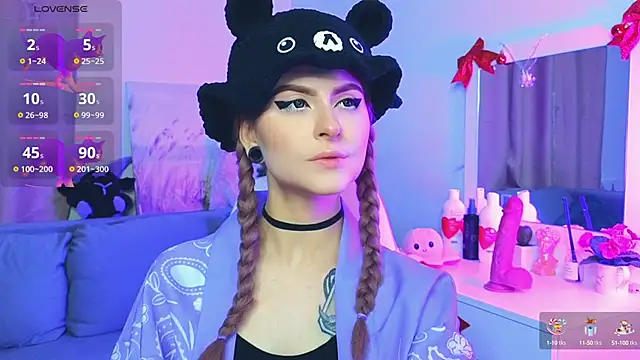 Emily  Mooree online show from January 30, 2025, 4:16 am