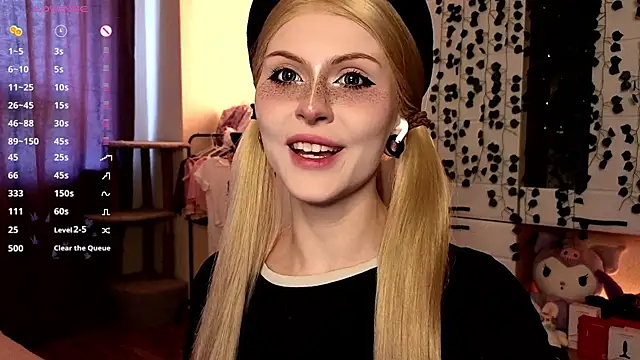 Emily  Mooree online show from October 5, 2025, 9:00 am