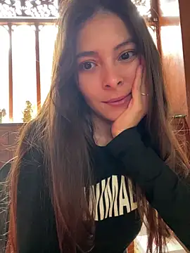 Snapshot of Aleska_Miami chatting on June 4, 2026, 2:55 pm Aleska Miami online show from June 4, 2026, 2:55 pm