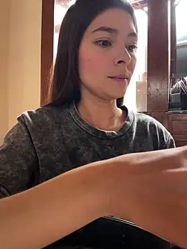 Snapshot of Aleska_Miami chatting on May 15, 2026, 3:43 pm Aleska Miami online show from May 15, 2026, 3:43 pm