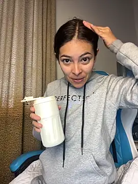 Aleska Miami online show from September 30, 2025, 2:12 pm