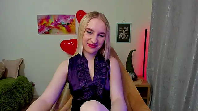 BeautyBlondy online show from February 26, 2025, 4:38 pm