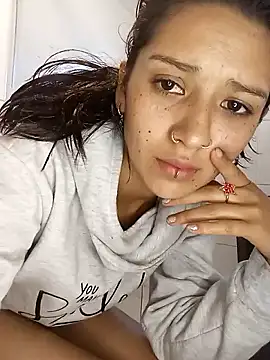 Cleo Hott online show from March 15, 2025, 12:24 pm