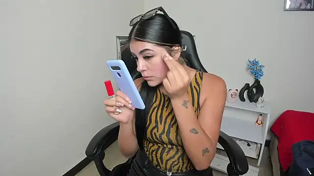 Sara willow online show from January 18, 2025, 6:21 pm