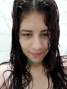 MiaQueen021 online show from October 2, 2025, 6:55 pm