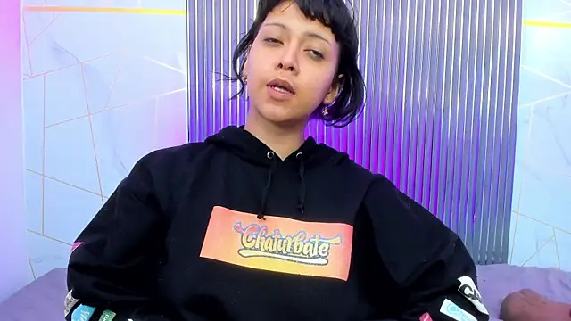 gabriela cortez online show from March 19, 2026, 2:44 am