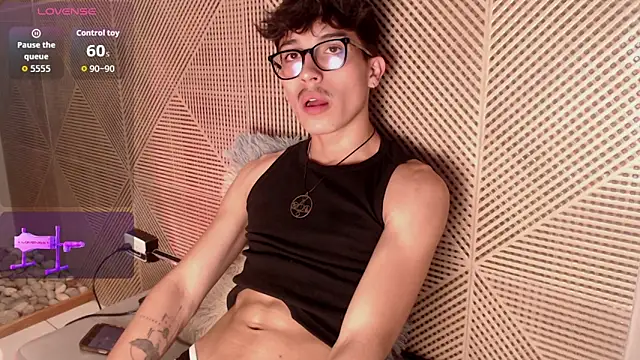 tim  fox online show from December 5, 2025, 12:26 pm