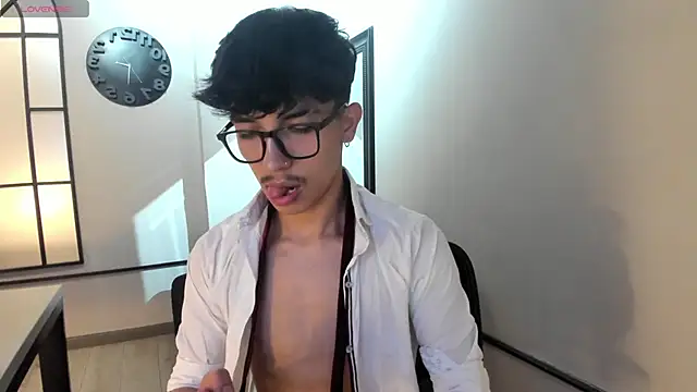 tim  fox online show from September 22, 2025, 12:00 pm