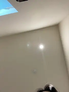 minnie9009 online show from January 12, 2025, 7:00 am