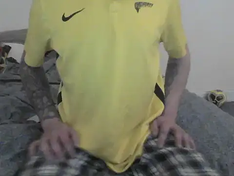 allnaked00 online show from January 8, 2026, 11:55 pm