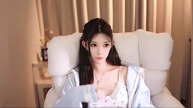 Snapshot of muyan_00 chatting on March 8, 2025, 2:19 pm muyan 00 online show from March 8, 2025, 2:19 pm