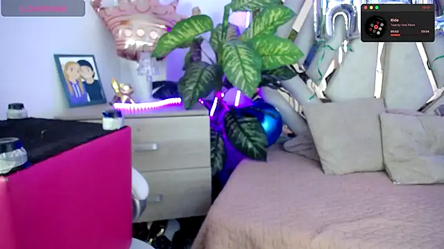 NyxAndria 1 online show from October 5, 2025, 9:38 pm