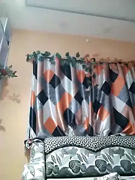 SANA-LEONI online show from February 27, 2026, 2:50 pm