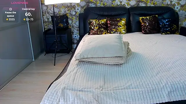 LiaStef online show from April 2, 2026, 9:16 am