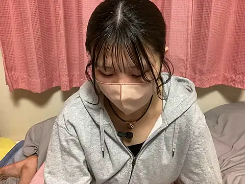 sakuchaaa 2525 online show from February 10, 2025, 3:32 pm