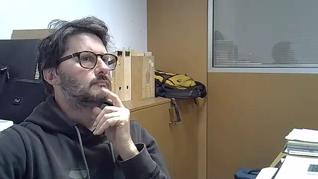 Cellino4 online show from March 3, 2025, 5:09 pm