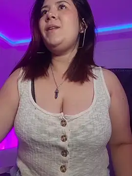 zoes milee online show from October 8, 2025, 11:34 am