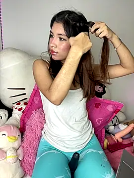 Selesumii online show from September 19, 2025, 4:27 am