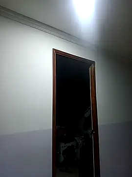 Snapshot of SussanHottye1_ chatting on February 26, 2025, 8:39 am SussanHottye1 online show from February 26, 2025, 8:39 am