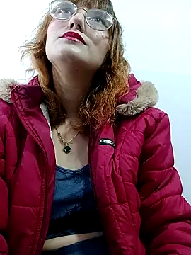 Snapshot of SussanHottye1_ chatting on March 20, 2025, 10:10 am SussanHottye1 online show from March 20, 2025, 10:10 am