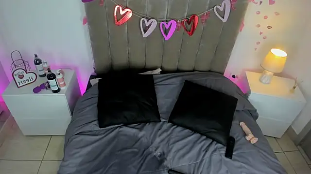 Dahlia Rousse online show from February 27, 2025, 12:36 am