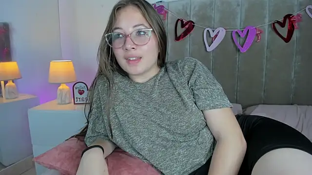 Dahlia Rousse online show from March 23, 2025, 1:20 am