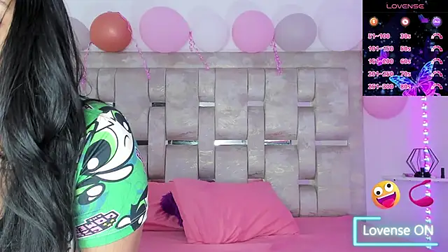 Valentina vega online show from March 18, 2025, 11:53 pm