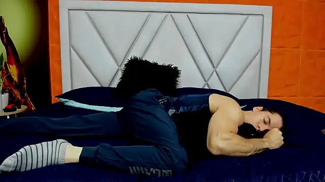 Snapshot of maxi_styles chatting on February 21, 2026, 11:34 am maxi styles online show from February 21, 2026, 11:34 am