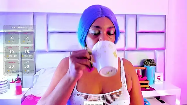 LovelyNickii online show from September 13, 2025, 12:38 pm