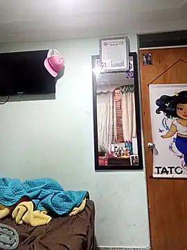 Elise-Leyton online show from November 9, 2025, 9:08 pm