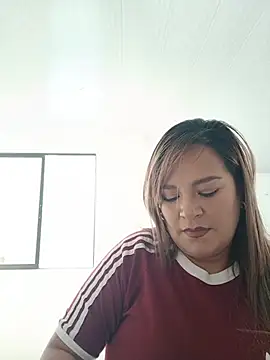 Elise-Leyton online show from June 15, 2026, 4:28 pm
