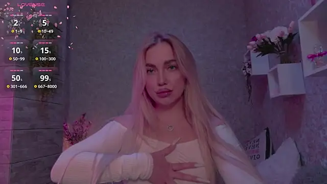 Mika Rayy online show from October 13, 2025, 6:31 pm