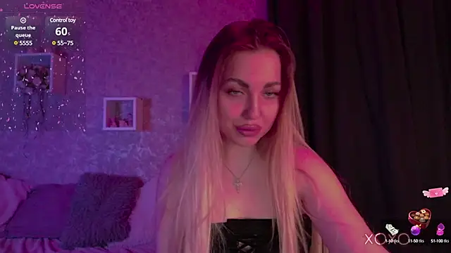 Mika Rayy online show from February 15, 2025, 9:49 pm