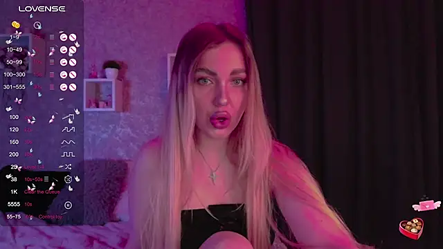 Mika Rayy online show from February 11, 2025, 6:01 pm