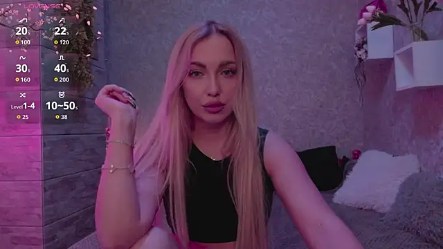 Mika Rayy online show from September 14, 2025, 7:25 pm