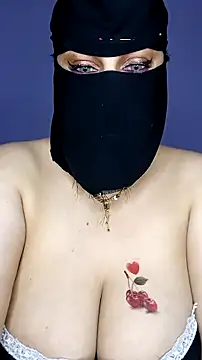 shosho500500 online show from November 4, 2025, 9:51 pm