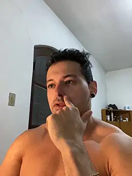 Lucasfit24 online show from March 21, 2025, 11:44 am