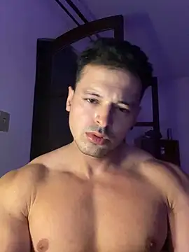 Lucasfit24 online show from March 3, 2025, 12:56 am