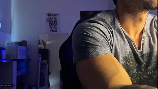 Snapshot of Lucasfit24 chatting on June 4, 2026, 2:44 pm Lucasfit24 online show from June 4, 2026, 2:44 pm