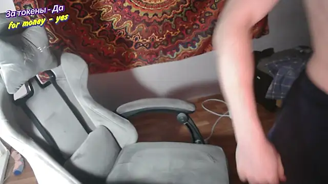 Snapshot of johnny_positive chatting on December 22, 2025, 3:56 pm johnny positive online show from December 22, 2025, 3:56 pm