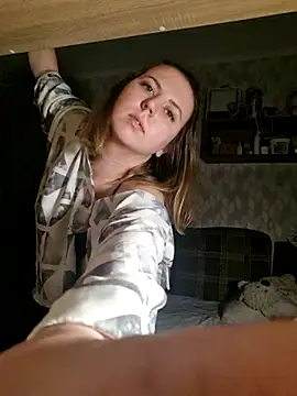 Melenka online show from February 26, 2025, 1:14 am