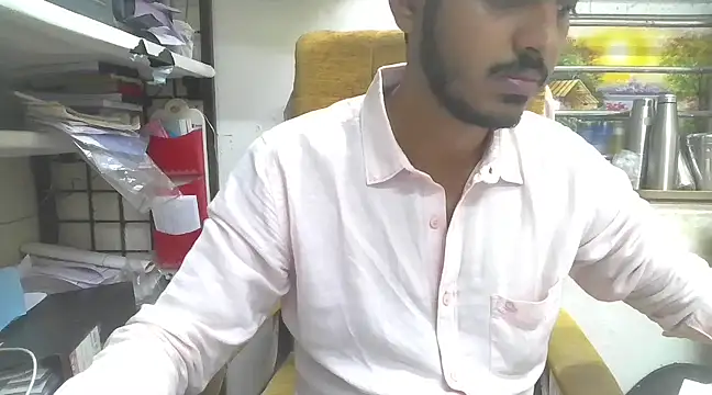 Snapshot of cute_modell chatting on February 27, 2025, 1:07 pm cute modell online show from February 27, 2025, 1:07 pm