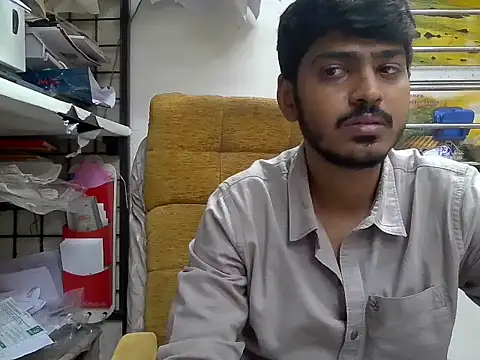 Snapshot of cute_modell chatting on November 6, 2025, 12:09 pm cute modell online show from November 6, 2025, 12:09 pm