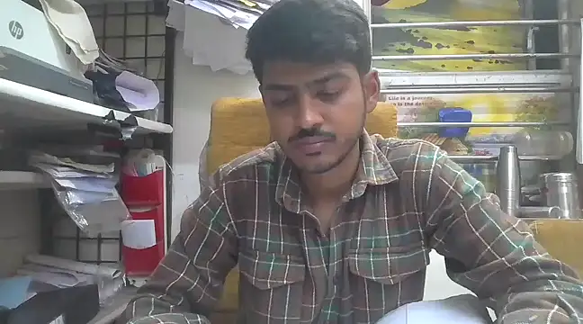 Snapshot of cute_modell chatting on February 28, 2025, 12:31 pm cute modell online show from February 28, 2025, 12:31 pm