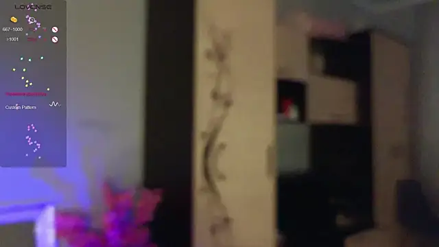 KiraBriis online show from February 4, 2025, 1:06 pm