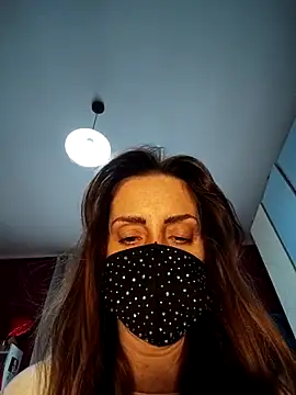 Akemi rossi online show from March 11, 2026, 2:00 pm