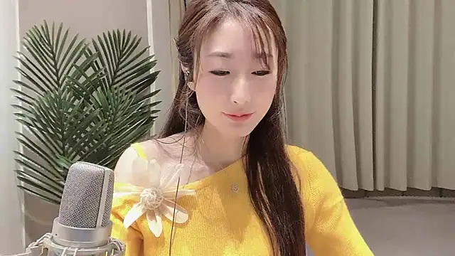 xiaoying1314 online show from January 31, 2025, 5:10 pm