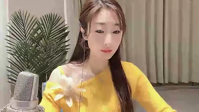 xiaoying1314 online show from January 31, 2025, 2:07 pm
