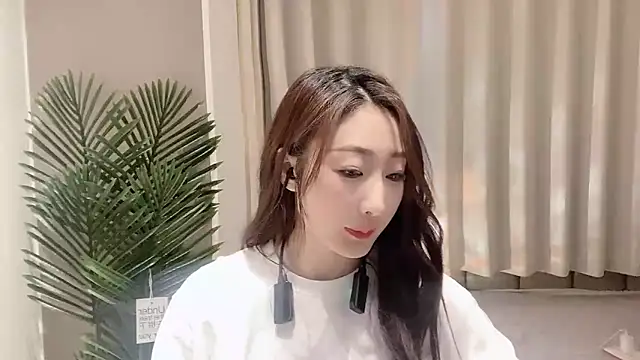 xiaoying1314 online show from March 19, 2025, 1:40 pm