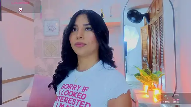 CharlotteGraay online show from April 18, 2026, 7:58 pm